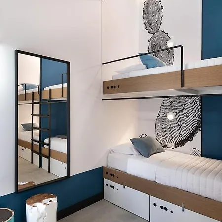 Hostel Cocoon