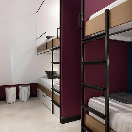 Hostel Cocoon *